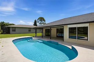 19028 Pine Run Ln, Fort Myers, FL 33967 - Photo 17