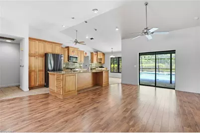 19028 Pine Run Ln, Fort Myers, FL 33967 - Photo 5