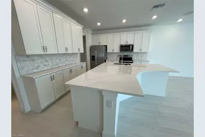 4101 Sonoma Oaks Cir, Naples, FL 34119 - Photo 3