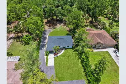 1740 20th Ave NE, Naples, FL 34120 - Photo 5