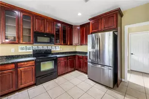 1703 Sarazen Pl, Naples, FL 34120 - Photo 19
