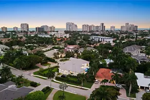 710 Willowhead Dr, Naples, FL 34103 - Photo 49