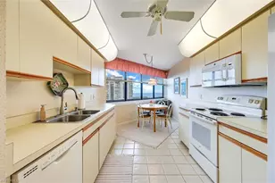 6000 Pelican Bay Blvd, Naples, FL 34108 - Photo 21