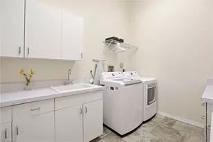 5231 Hickory Wood Dr, Naples, FL 34119 - Photo 39