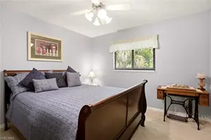 5231 Hickory Wood Dr, Naples, FL 34119 - Photo 33