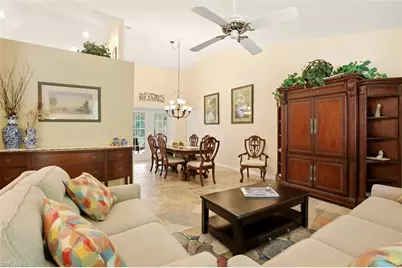 5231 Hickory Wood Dr, Naples, FL 34119 - Photo 5
