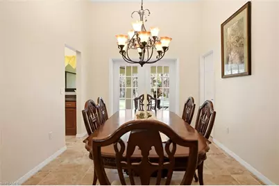5231 Hickory Wood Dr, Naples, FL 34119 - Photo 13