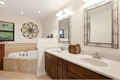 5231 Hickory Wood Dr, Naples, FL 34119 - Photo 21