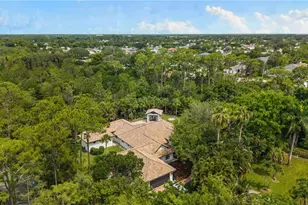 436 Corbel Dr, Naples, FL 34110 - Photo 45
