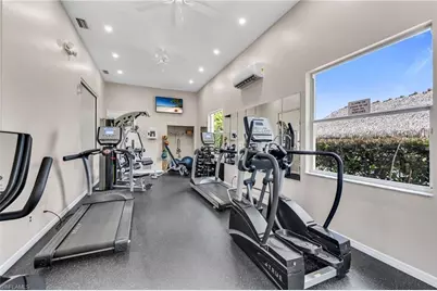 934 Tropical Bay Ct, Naples, FL 34120 - Photo 29