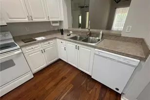5708 Greenwood Cir, Naples, FL 34112 - Photo 5