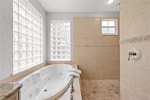 2809 Tiburon Blvd E, Naples, FL 34109 - Photo 19