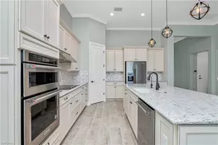 19752 Beechcrest Pl, Estero, FL 33928 - Photo 7