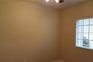 670 Luisa Ln, Naples, FL 34104 - Photo 15