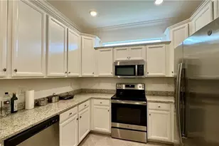 2066 Tamarron Ln, Naples, FL 34120 - Photo 7
