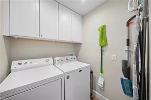 28581 Winthrop Cir, Bonita Springs, FL 34134 - Photo 27