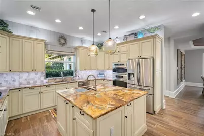 1805 Heritage Trl, Naples, FL 34112 - Photo 9