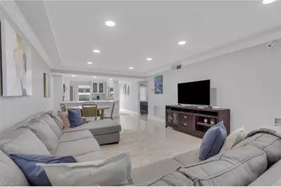 9580 Victoria Ln #104, Naples, FL 34109 - Photo 11