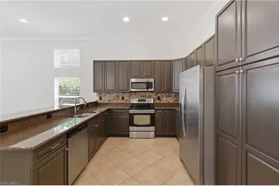 2009 Isla De Palma Cir, Naples, FL 34119 - Photo 31