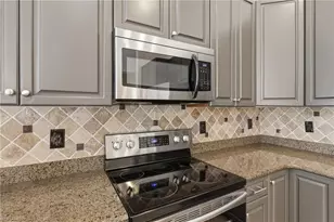 2009 Isla De Palma Cir, Naples, FL 34119 - Photo 33