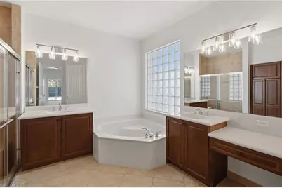 2009 Isla De Palma Cir, Naples, FL 34119 - Photo 17