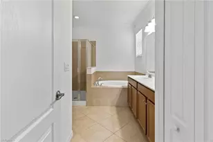 7959 Princeton Dr, Naples, FL 34104 - Photo 11