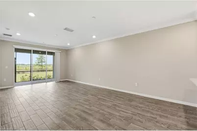 11841 Venetian Lagoon Dr, Fort Myers, FL 33913 - Photo 9