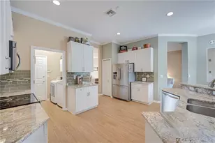 11086 Lakeland Cir, Fort Myers, FL 33913 - Photo 5
