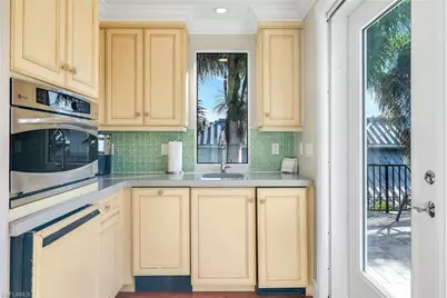 210 Central Ave, Naples, FL 34102 - Photo 33