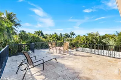 210 Central Ave, Naples, FL 34102 - Photo 35
