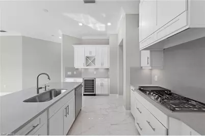 16374 Viansa Way #301, Naples, FL 34110 - Photo 5