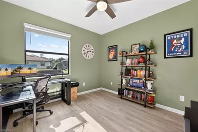 9452 Foxglove Ln, Naples, FL 34120 - Photo 27