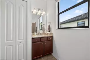 9452 Foxglove Ln, Naples, FL 34120 - Photo 23