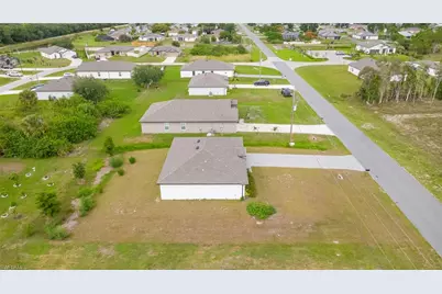 150 Blackstone Dr, Fort Myers, FL 33913 - Photo 19