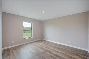 150 Blackstone Dr, Fort Myers, FL 33913 - Photo 13