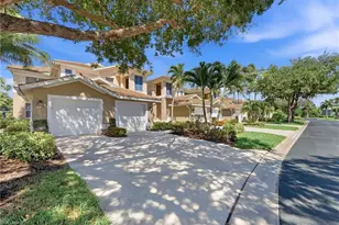 800 Carrick Bend Cir, Naples, FL 34110 - Photo 31