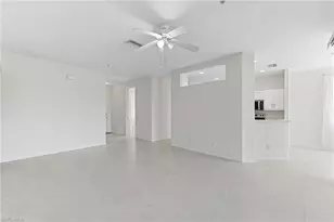 800 Carrick Bend Cir, Naples, FL 34110 - Photo 5