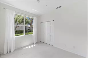 800 Carrick Bend Cir, Naples, FL 34110 - Photo 21