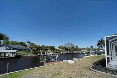 1433 SE 28th Ter, Cape Coral, FL 33904 - Photo 15