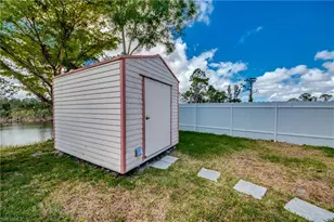 2012 NE 33rd Ln, Cape Coral, FL 33909 - Photo 35
