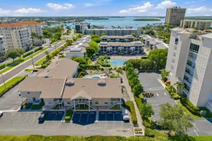 1060 Swallow Ave, Marco Island, FL 34145 - Photo 25