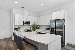 7753 Victoria Cove Ct, Fort Myers, FL 33908 - Photo 11