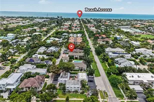 722 10th Ave S, Naples, FL 34102 - Photo 1