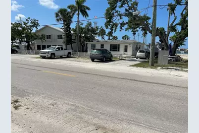 1138 Main St, Fort Myers Beach, FL 33931 - Photo 5