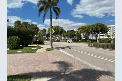 3399 Gulf Shore Blvd N #109, Naples, FL 34103 - Photo 23