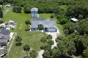 1330 11th St SW, Naples, FL 34117 - Photo 45
