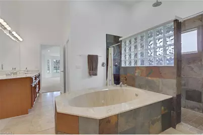 1330 11th St SW, Naples, FL 34117 - Photo 25