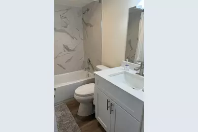 1900 Alamanda Dr #202, Naples, FL 34102 - Photo 9