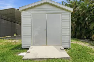 721 Logan Blvd S, Naples, FL 34119 - Photo 35
