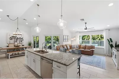 721 Logan Blvd S, Naples, FL 34119 - Photo 11